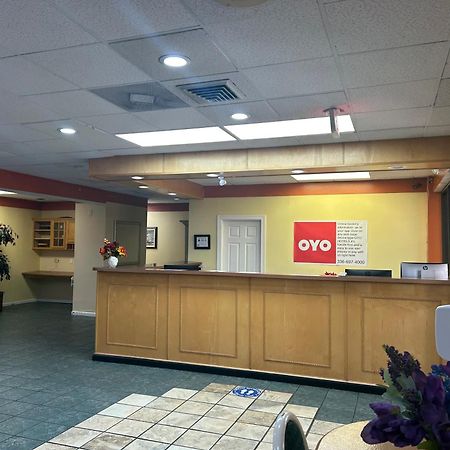 Oyo Hotel Greensboro East I 40 Dış mekan fotoğraf
