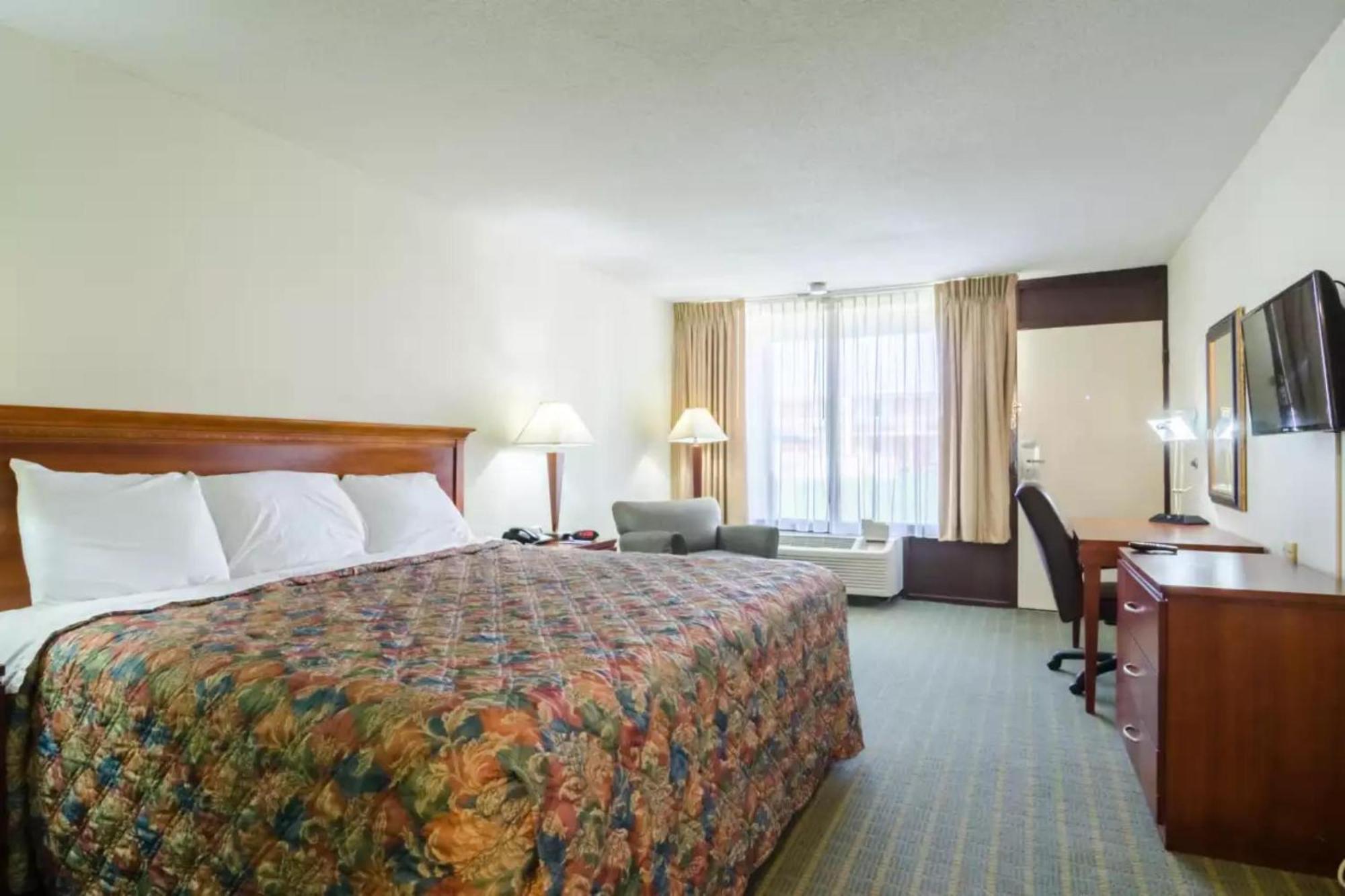 Oyo Hotel Greensboro East I 40 Dış mekan fotoğraf