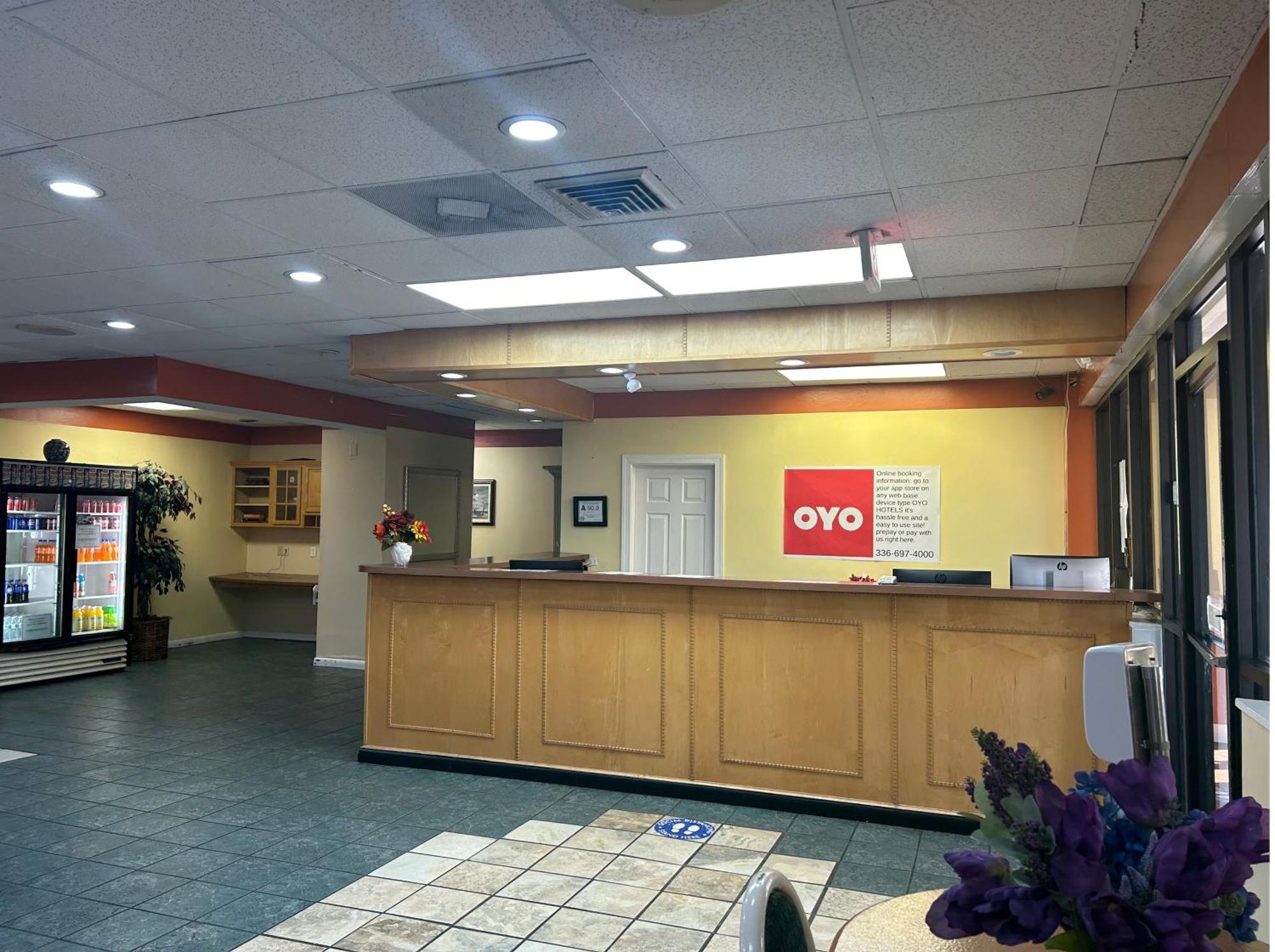 Oyo Hotel Greensboro East I 40 Dış mekan fotoğraf