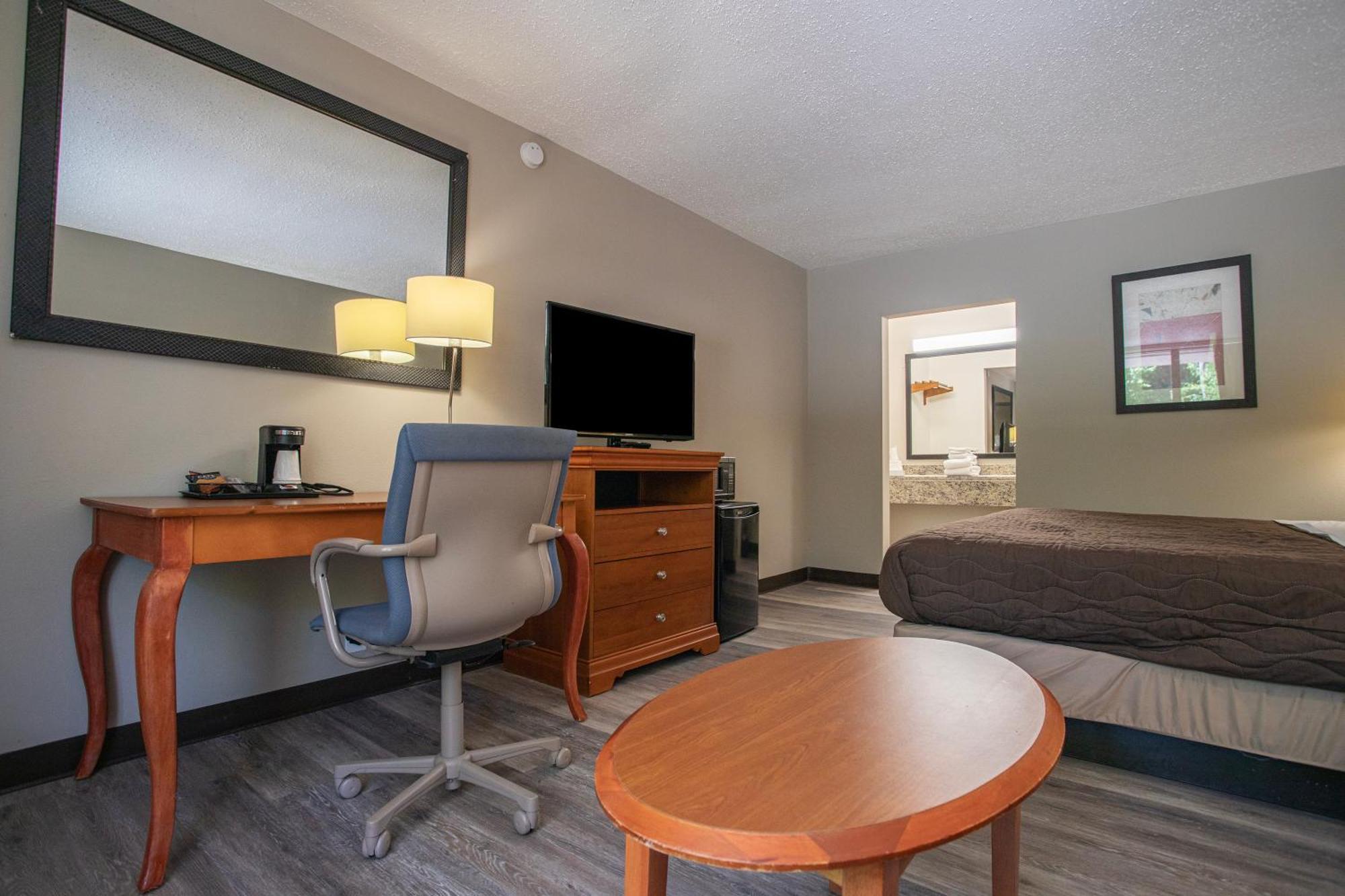 Oyo Hotel Greensboro East I 40 Dış mekan fotoğraf