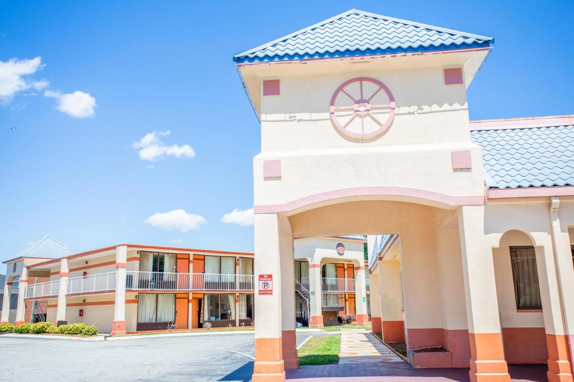 Oyo Hotel Greensboro East I 40 Dış mekan fotoğraf