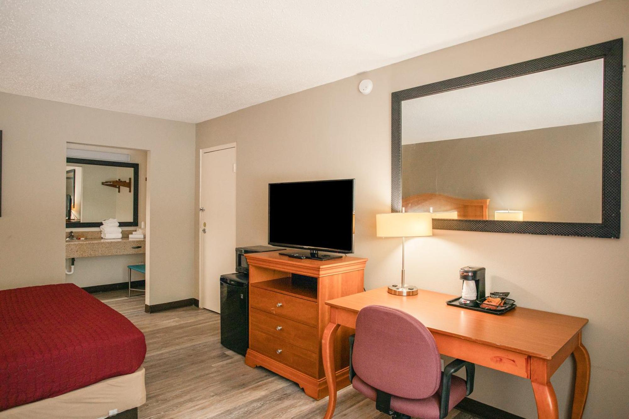 Oyo Hotel Greensboro East I 40 Dış mekan fotoğraf