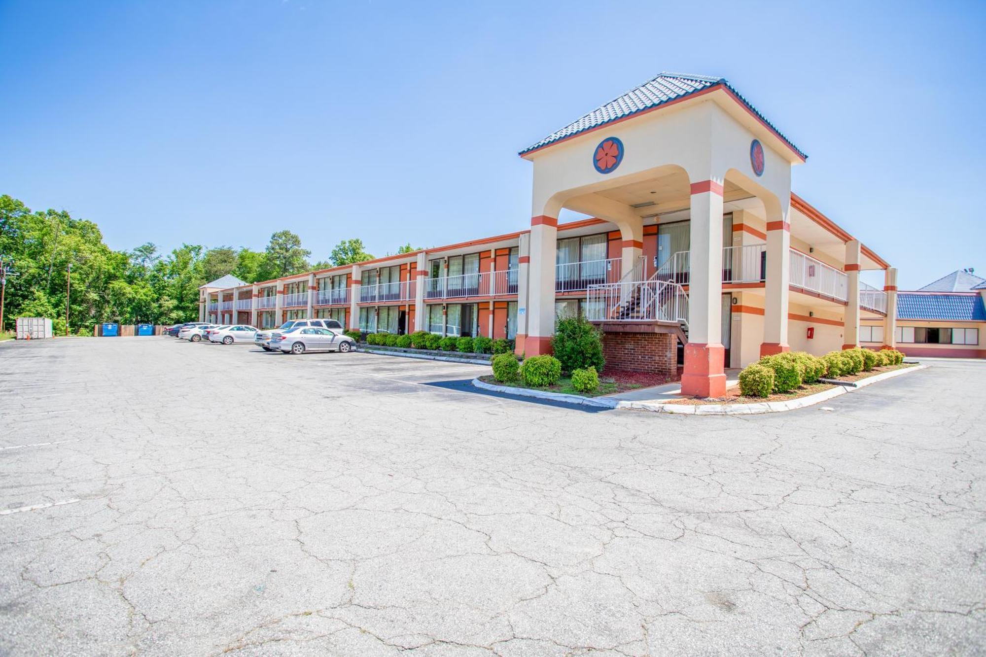 Oyo Hotel Greensboro East I 40 Dış mekan fotoğraf