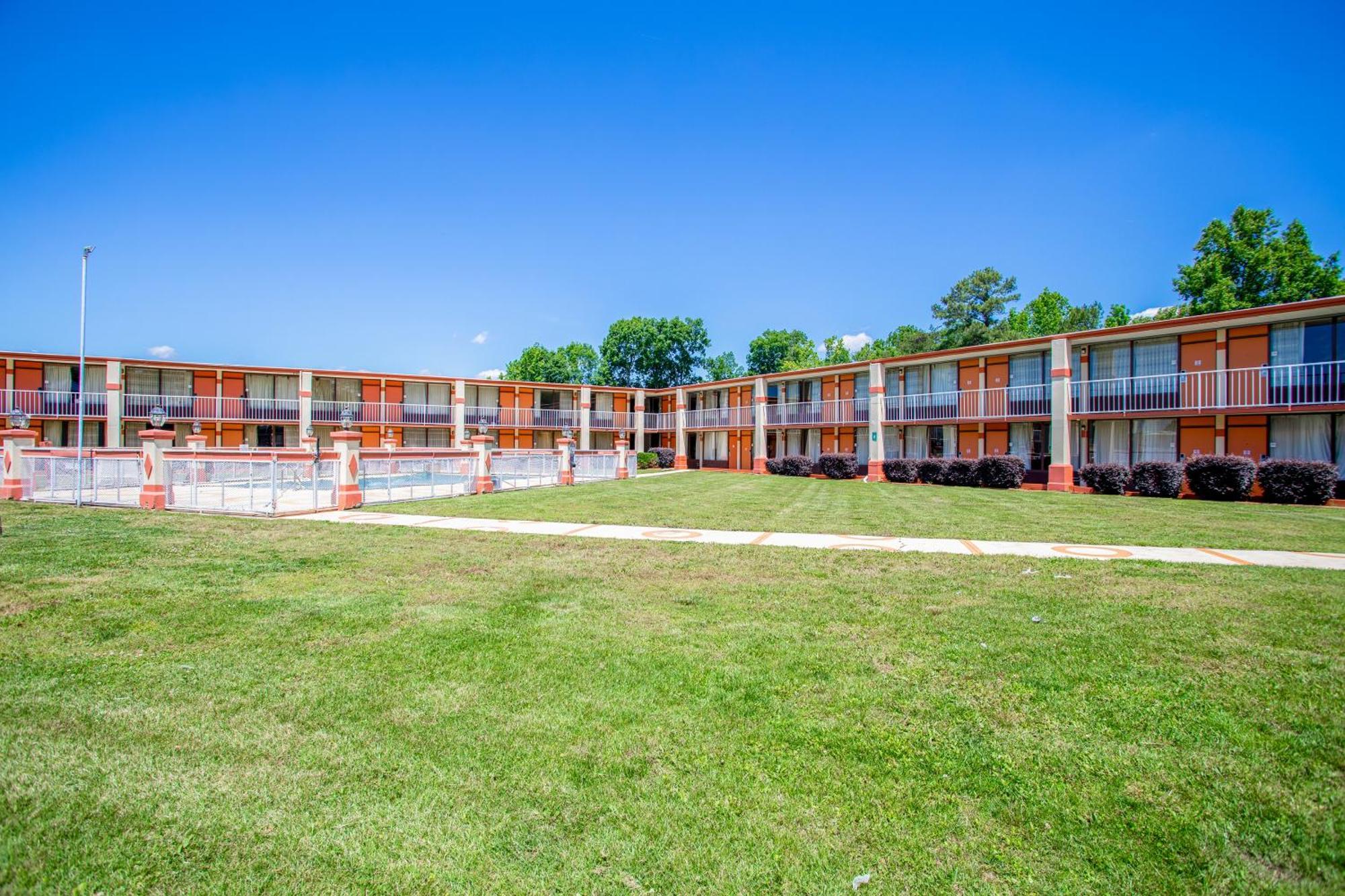 Oyo Hotel Greensboro East I 40 Dış mekan fotoğraf